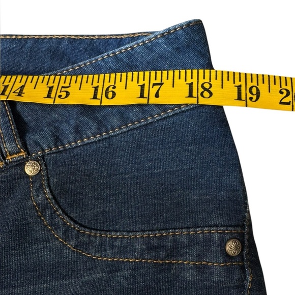 Lane Bryant Flex Magic Stretch High Rise Skinny Jeans Dark Wash Size 18 Regular - Picture 9 of 12